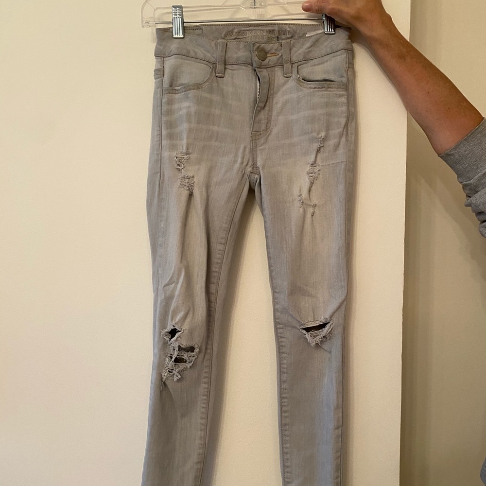 American Eagle Ripped light grey skinny jeans